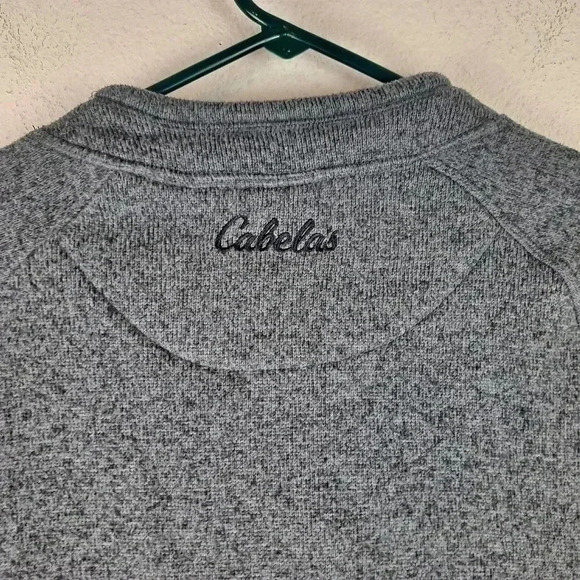 Cabelas Pullover EUC Size Large - Picture 6 of 7